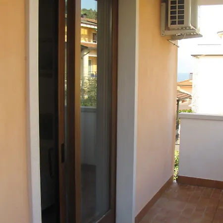 Margherita Brenzone sul Garda