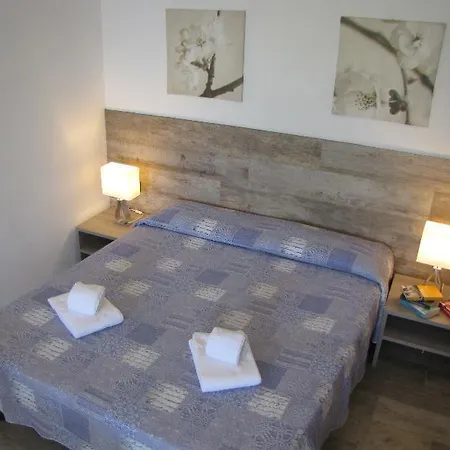 Apart Otel Margherita Brenzone sul Garda
