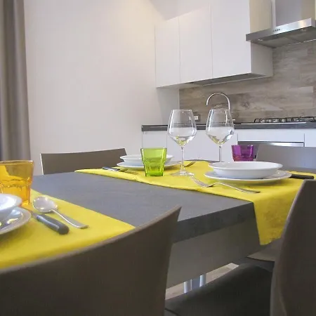 Margherita מלון דירות 4*