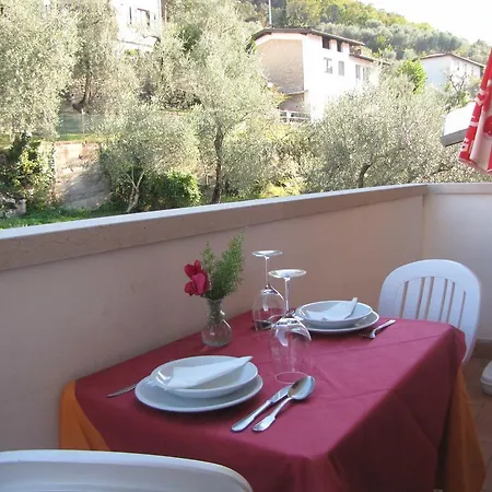 Margherita 4* ברנצונה סול גארדה