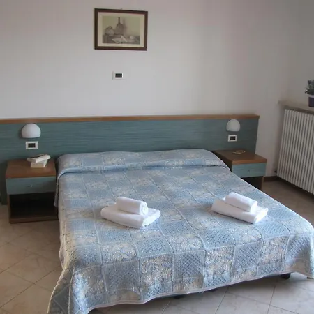Ξενοδοχείο με διαμερίσματα Margherita